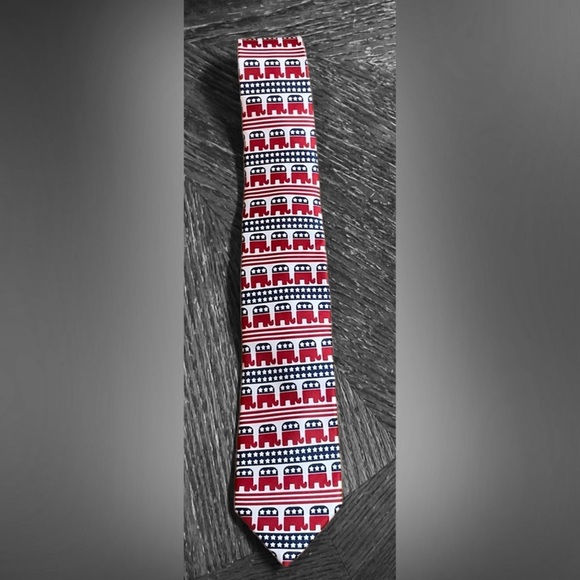 🇺🇸🐘Republican Elephant Patriotic Stars & Stripes Men’s Necktie! - Picture 3 of 15